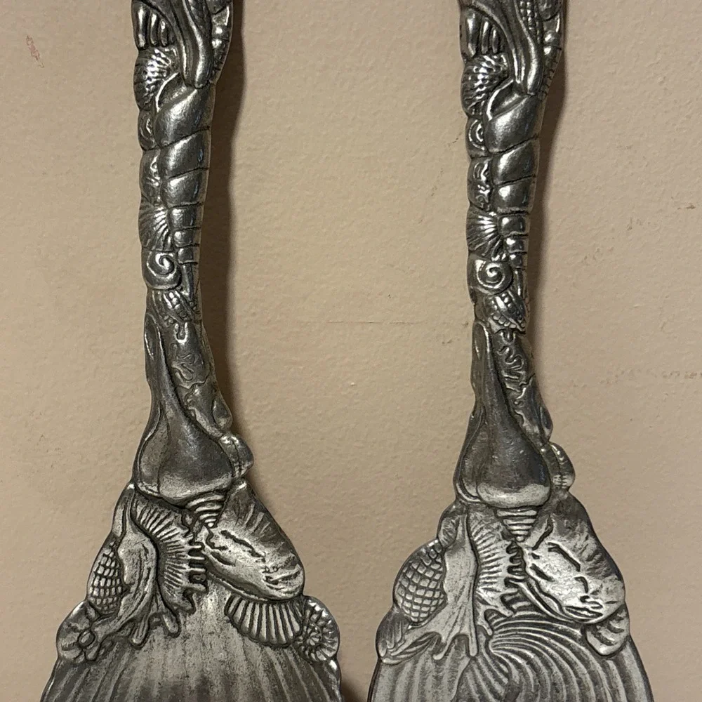 Vintage 1993 Arthur Court Aluminum Seashell Salad Serving Utensils Spoon & Fork